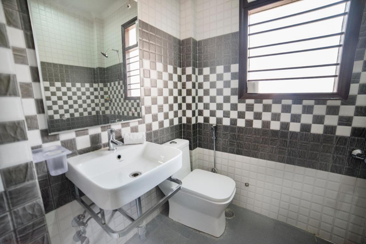 Fabhotel Mannat Residency Sec 52 Gurgaon Luaran gambar