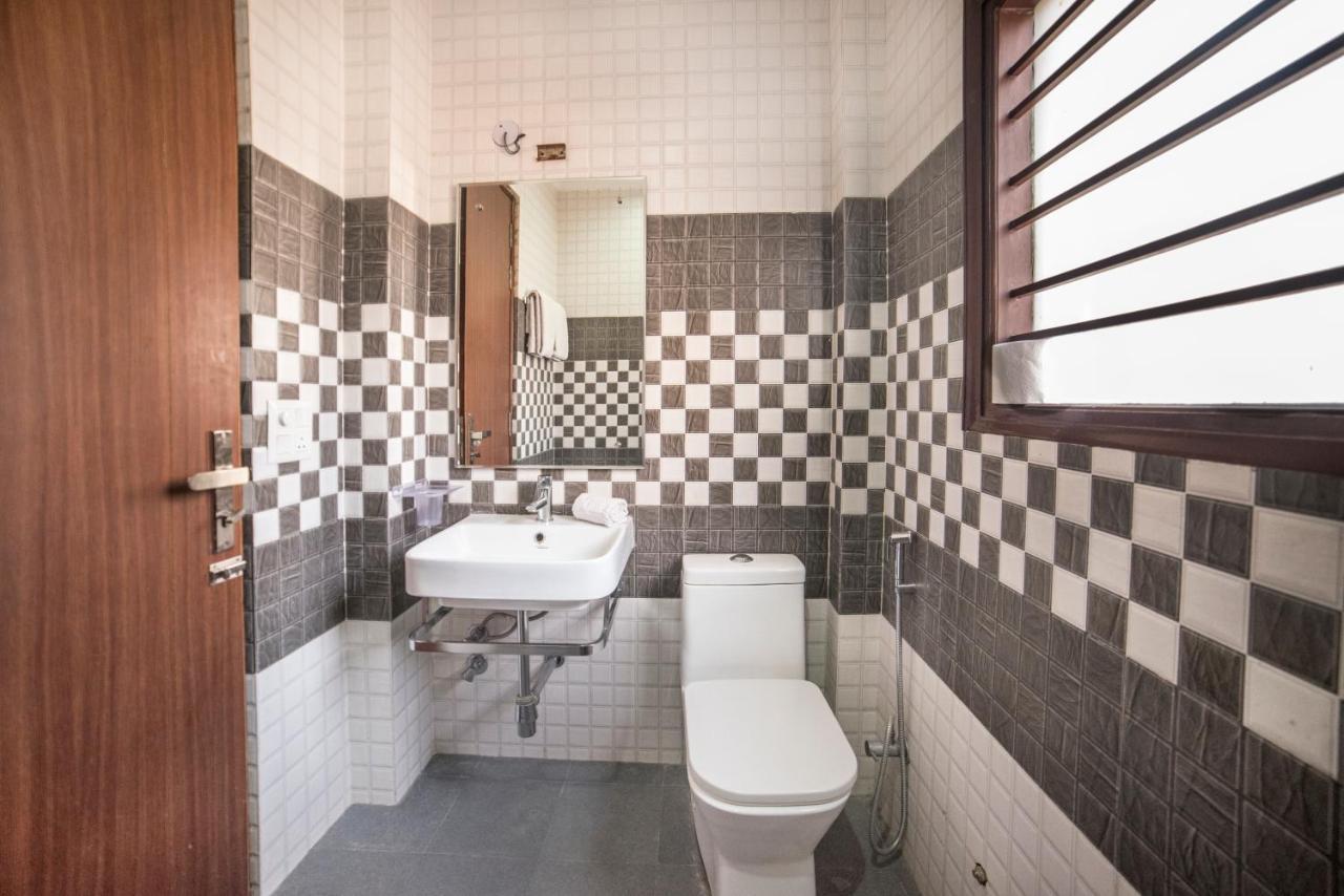 Fabhotel Mannat Residency Sec 52 Gurgaon Luaran gambar