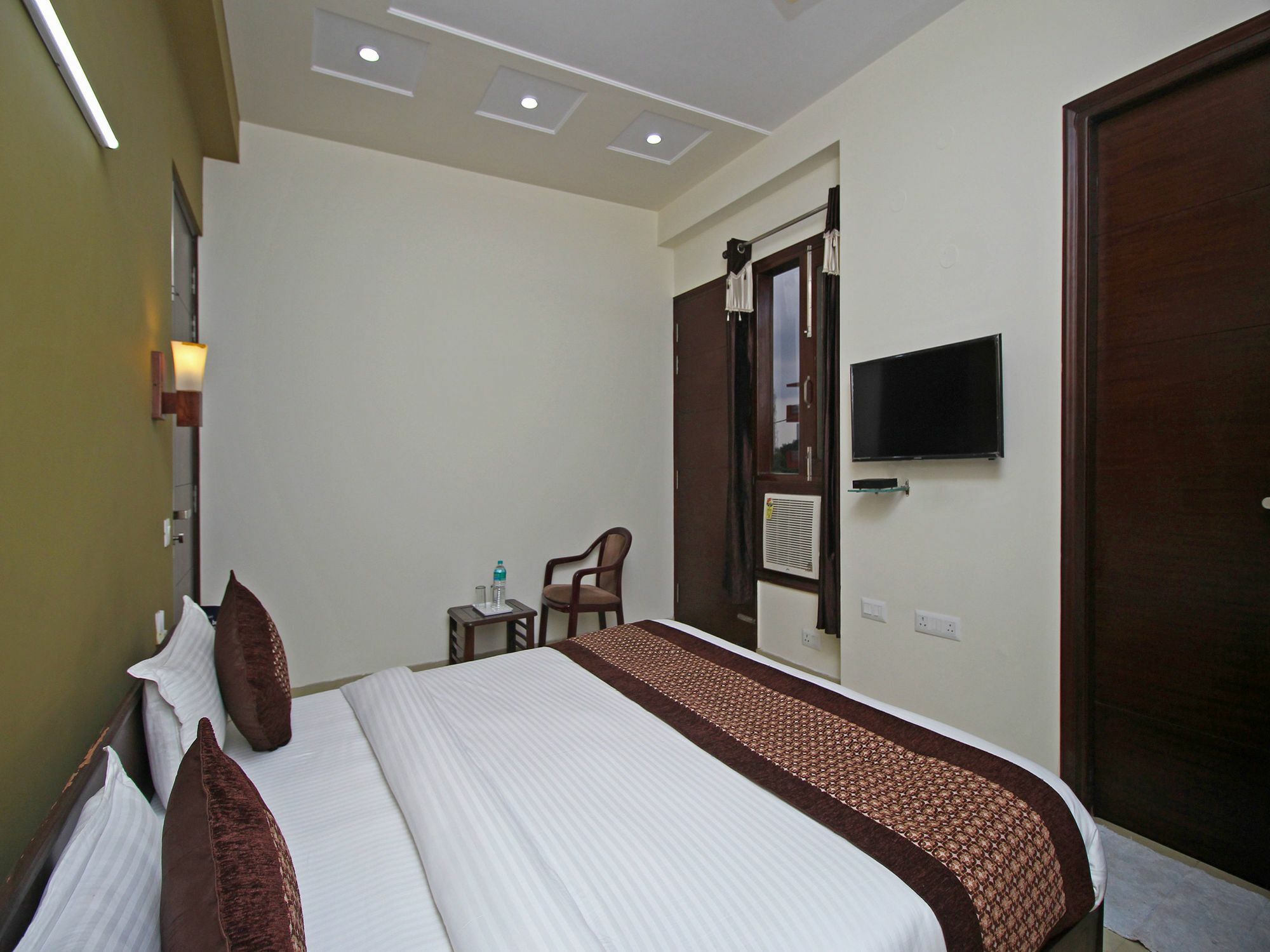 Fabhotel Mannat Residency Sec 52 Gurgaon Luaran gambar