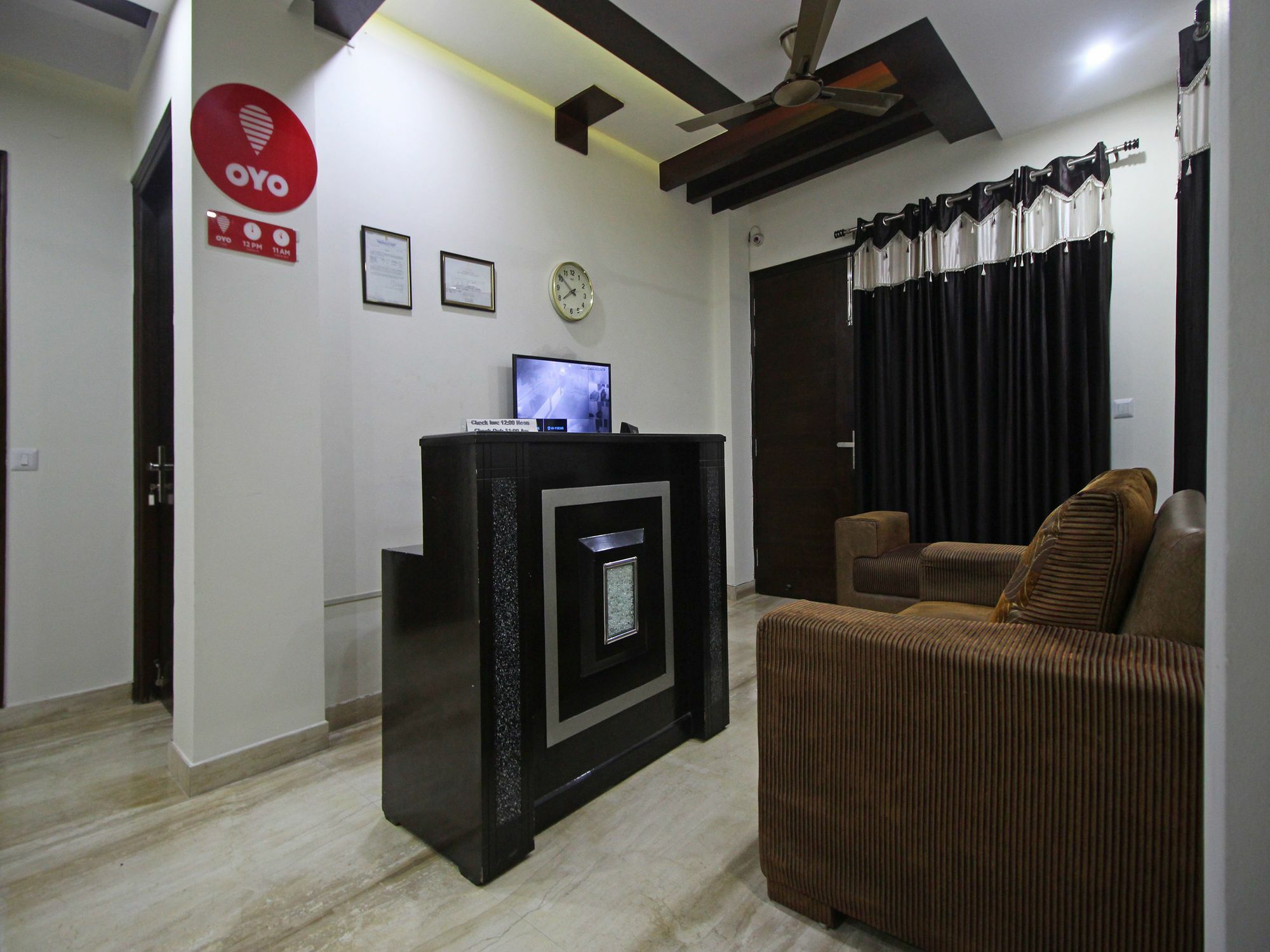 Fabhotel Mannat Residency Sec 52 Gurgaon Luaran gambar